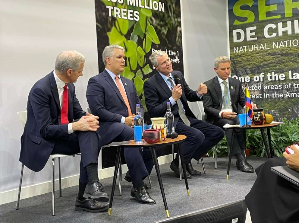 Representantes de los países europeos en compañía de Iván Duque y el Ministro de Ambiente.
