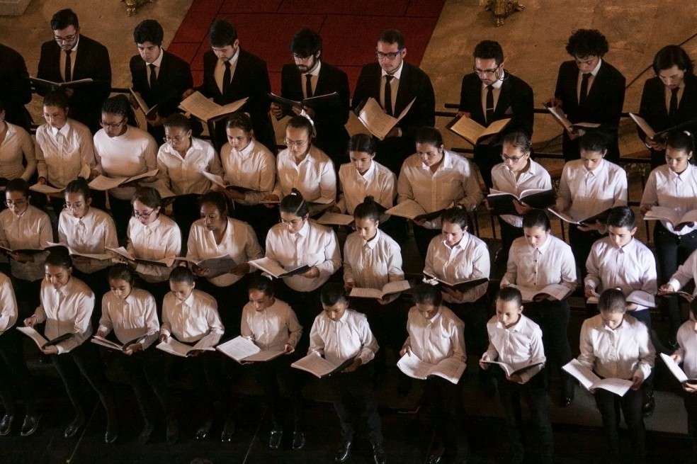 El Festival de Música Sacra tiene como objetivo dar a conocer las tradiciones culturales y la espiritualidad del mundo a través de las músicas sagradas, meditativas, espirituales y contemplativas.