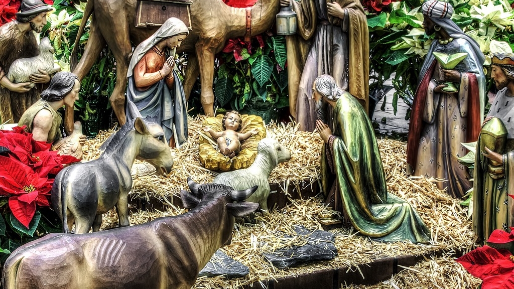Este es un pesebre con algunos animales.