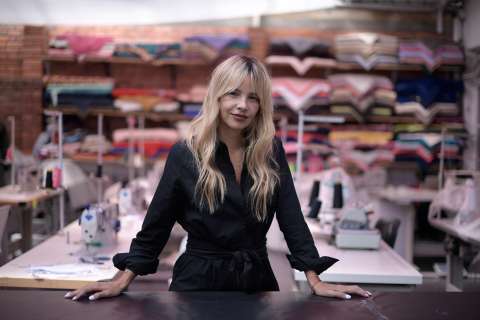 Johana Bahamón donó su cabello. Así luce ahora