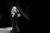 Adele estrena "Send My Love (To Your New Lover)" en plataformas digitales