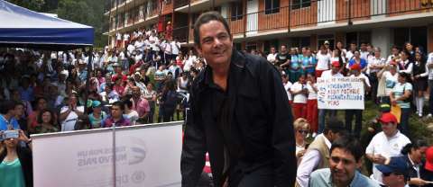 Candidatos por firmas deberían revelar cuentas de sus campañas: MOE