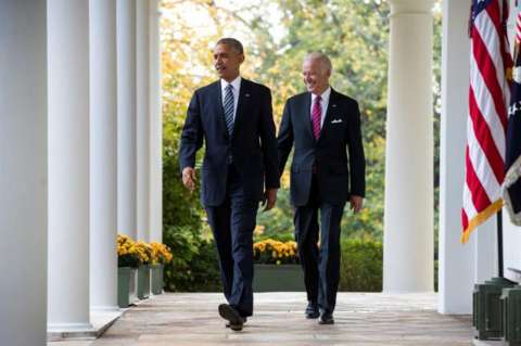 Obama y Trump se reúnen en la Casa Blanca en medio de protestas tras elecciones