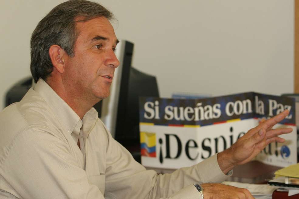 Gustavo Villegas, secretario de seguridad de Medellín, es acusado de entregar información a bandas criminales. / Cortesía El Colombiano