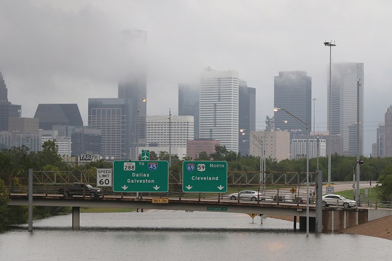 Coldplay dedica canción a los afectados por la tormenta Harvey