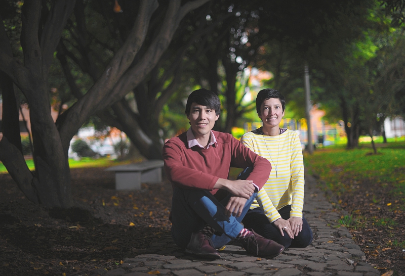 Catalina Meza y Frédéric Gheung han visitado al menos 15 países en su travesía, desde 2011. / Cristian Garavito - El Espectador
