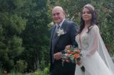 Primeras imágenes de Natasha Klauss vestida de novia y caminando al altar