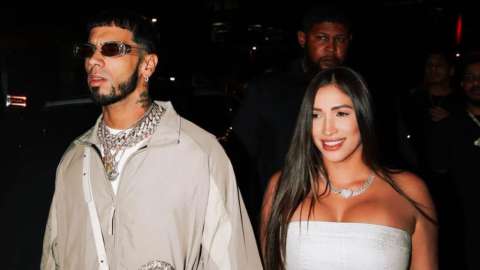 Anuel AA ahora es padrastro de una adolescente: ella es la hija de Laury Saavedra