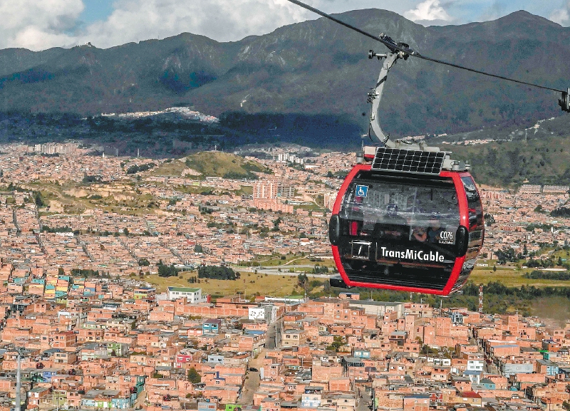 El TransMiCable, inaugurado en diciembre de 2018, opera solo en la localidad de Ciudad Bolívar (Bogotá). / Juan Barreto/ AFP / Juan BARRETO