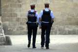 Guardia Civil española registra sede central de policía catalana