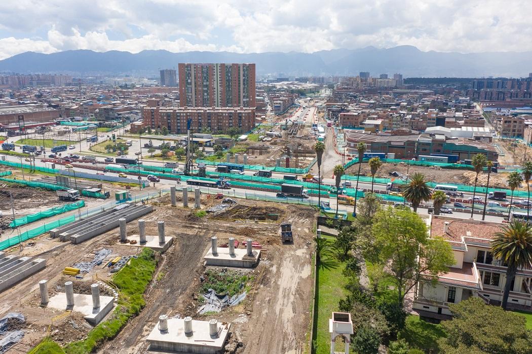 La obra comprende 12,6 kilómetros y tres carriles por sentido.