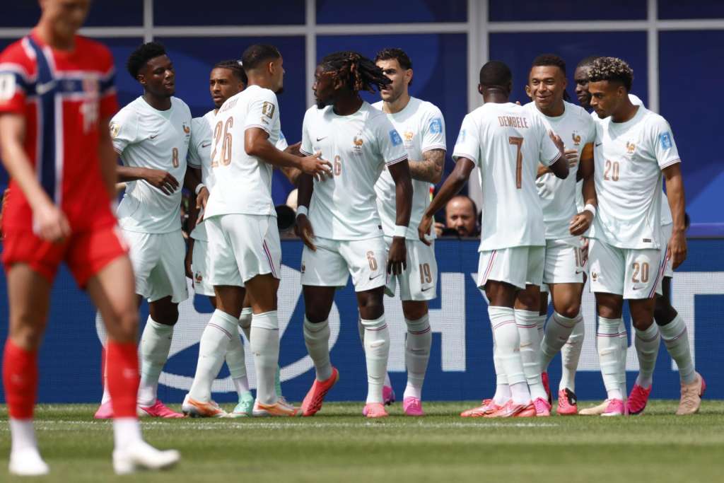 BOSTON (United States), 26/06/2026.- Ousmane Dembele (3-R) of France celebrates with teammates after scoring his first goal during the FIFA World Cup 2026 group stage match Norway against France, in Boston, USA, 26 June 2026. (Francia, Noruega) EFE/EPA/GREG M. COOPER