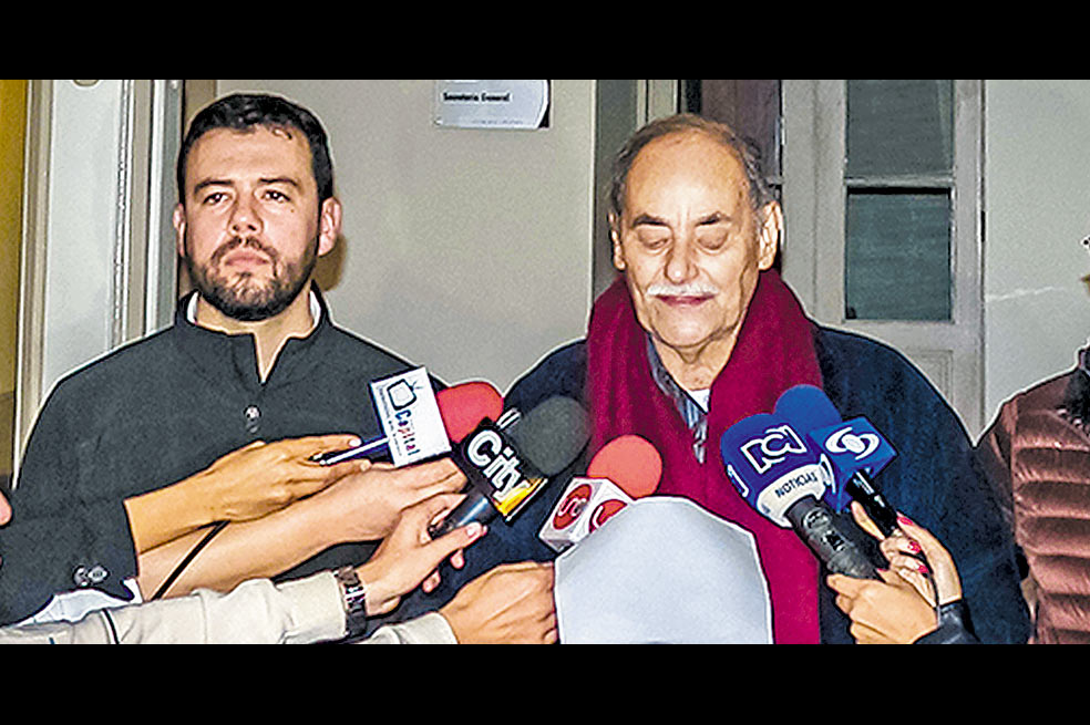 Los senadores Carlos Fernando Galán, presidente de Cambio Radical, y Horacio Serpa, codirector del Partido Liberal. / Archivo- El Espectador