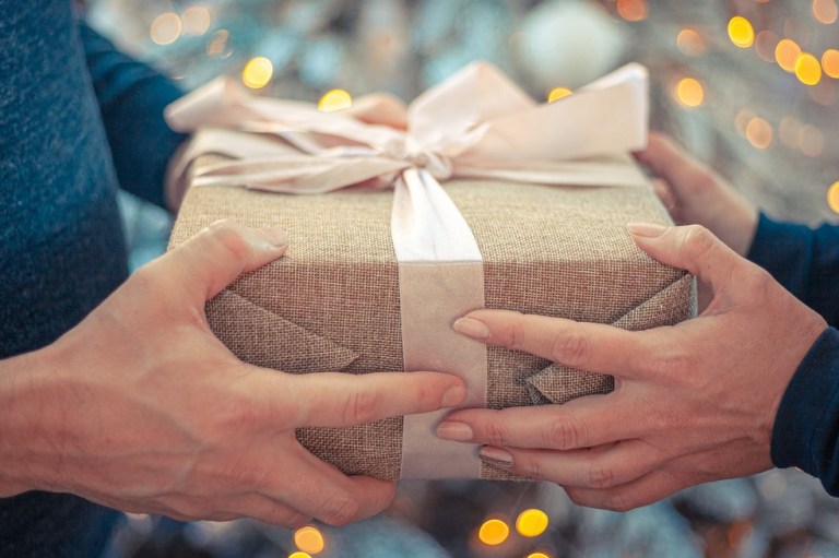 5 opciones de regalos de amor y amistad para hombres