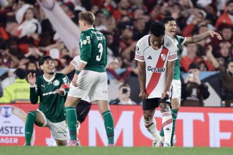 River Plate sufrió dura derrota en la Libertadores, pero sigue con vida