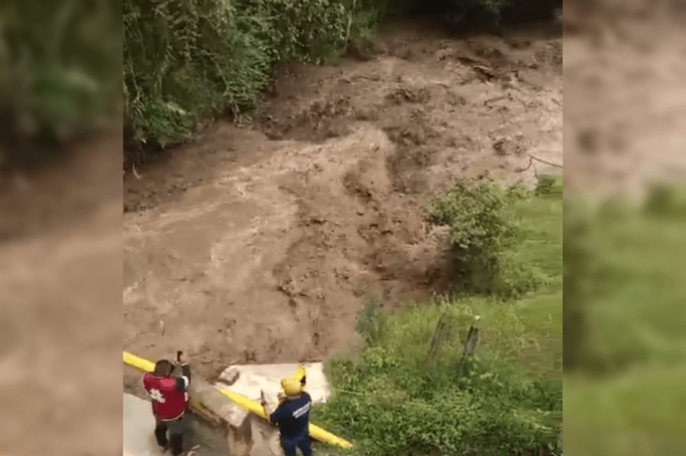 Creciente en el río Suratá, de Santander. /Tomada de OGRD.