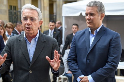 Uribe alegó que "no se ha avanzado en el tema de reducir el Congreso, de hacer una eliminación de entidades innecesarias del Estado".