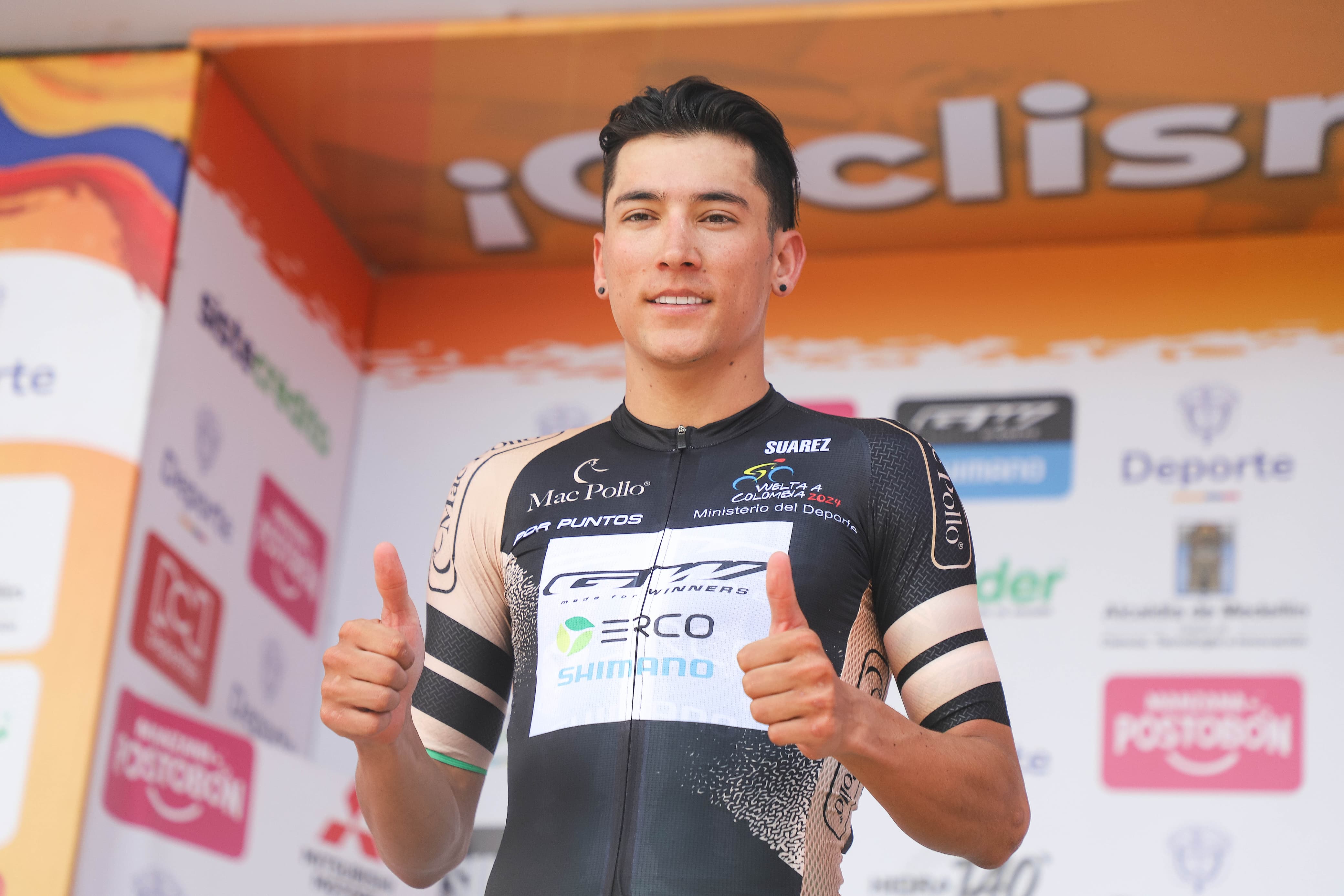 Alejandro Osorio del GW Erco Shimano es el nuevo líder de la clasificación por puntos en la Vuelta a Colombia 2024.
