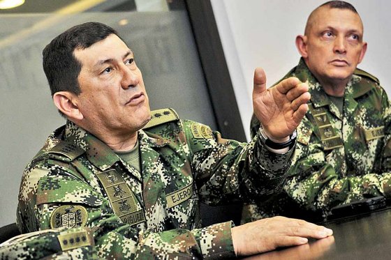 Los generales Juan Pablo Rodríguez y Jaime Lasprilla.
