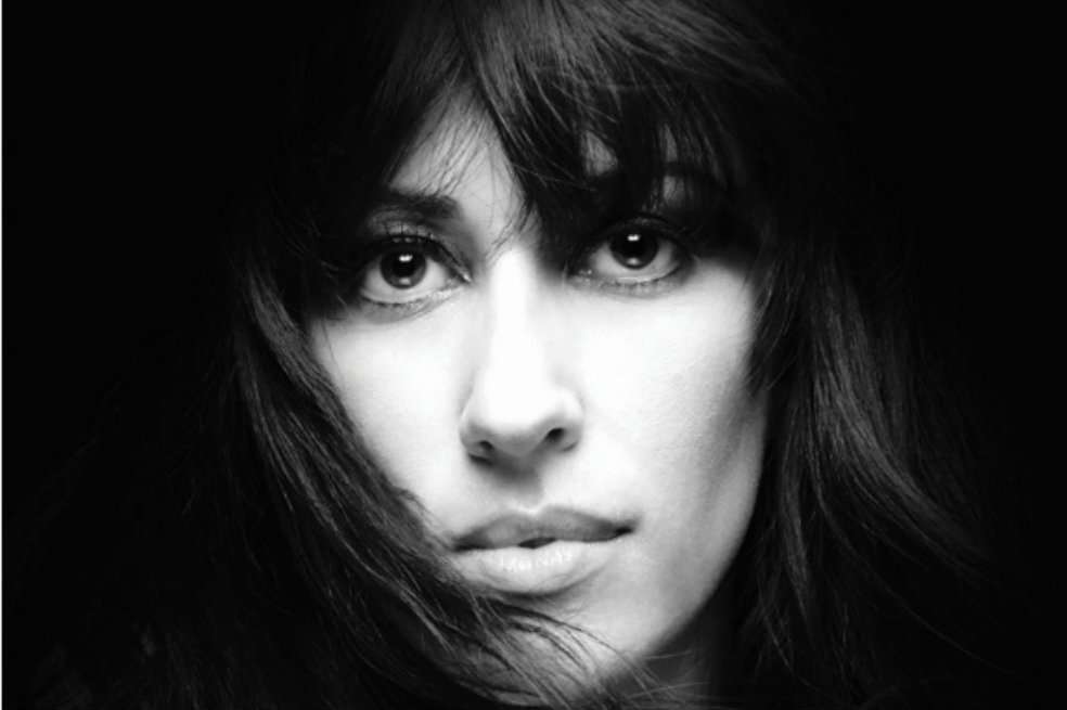 La portuguesa Ana Moura dice que sus fados favoritos hablan de emociones fuertes. / Cortesía Teatro Mayor