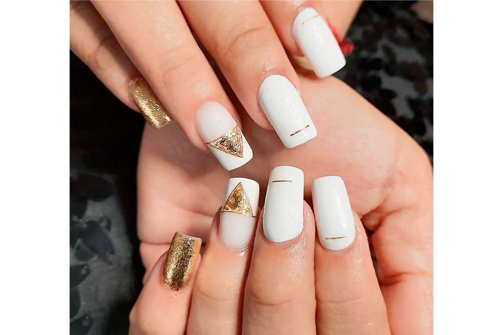 diseño de uñas fáciles para hacer en casa, decorado de uñas