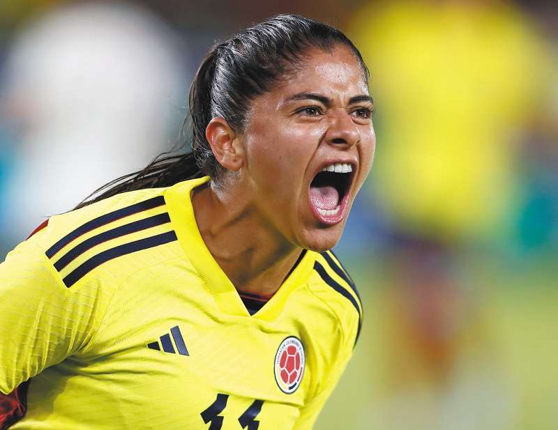 AME5142. CALI (COLOMBIA), 06/09/2022.- Catalina Usme de Colombia celebra un gol ante Costa Rica hoy, durante un partido amistoso, entre Colombia y Costa Rica, en el estadio Pascual Guerrero de Cali (Colombia). EFE/ Ernesto Guzmán