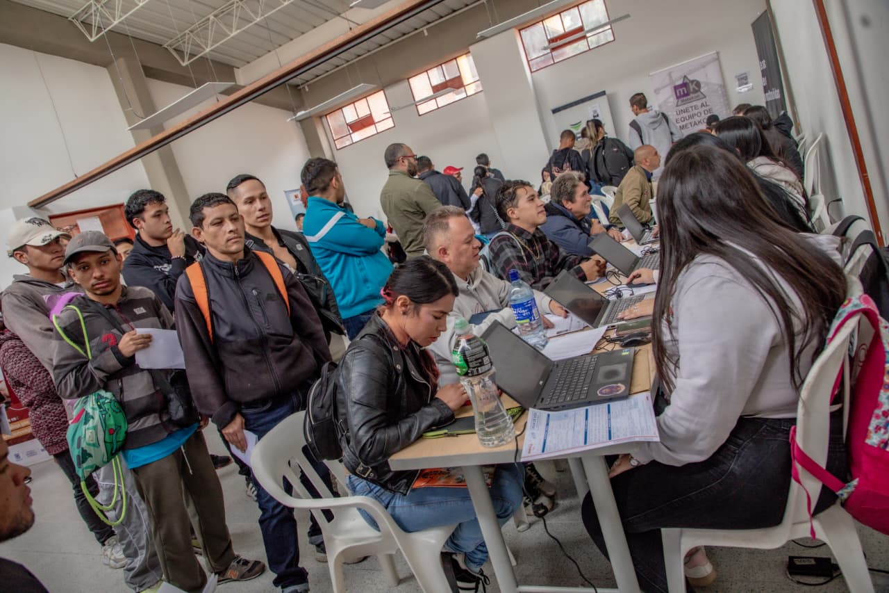 Búsqueda de empleo en Bogotá.