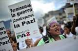 Más de cien personalidades y organizaciones sociales llaman a movilizarse en defensa de la paz