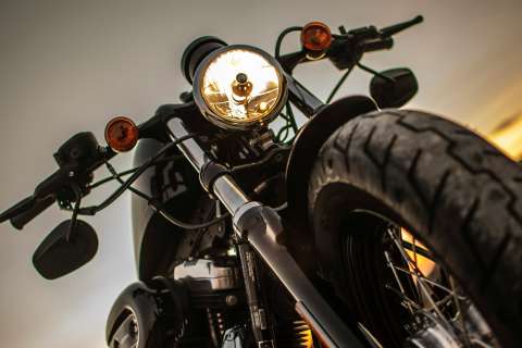 Motos naked, touring y deportivas: diferencias y cuál es mejor para la ciudad