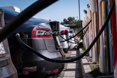 Arancel para importar vehículos eléctricos a Colombia será de 0 %