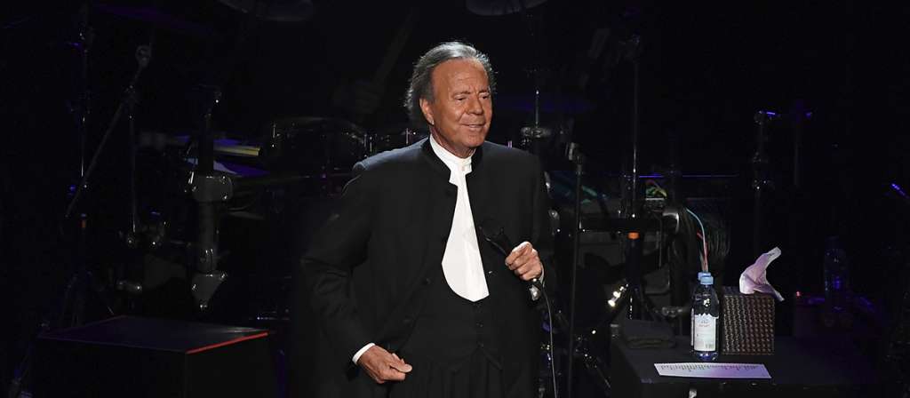Julio Iglesias estaría enfermo