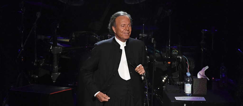 Julio Iglesias estaría enfermo