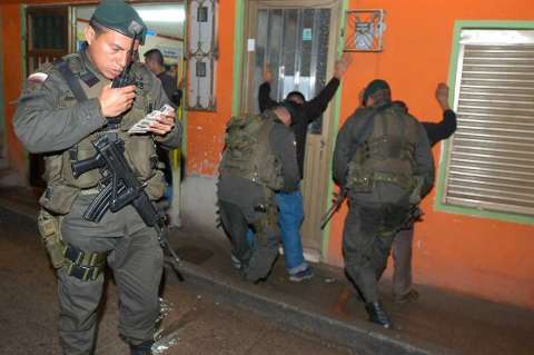 Apuesta por lo bajo en seguridad
