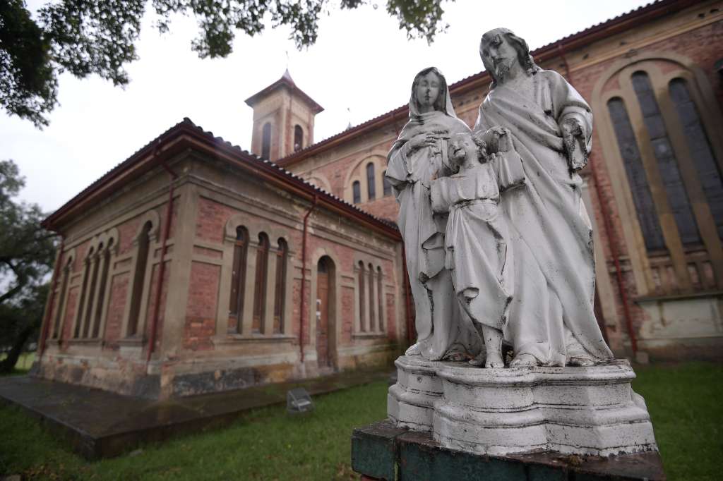 Recorrido por las instalaciones de este hospital que se encuentra en ruinas.