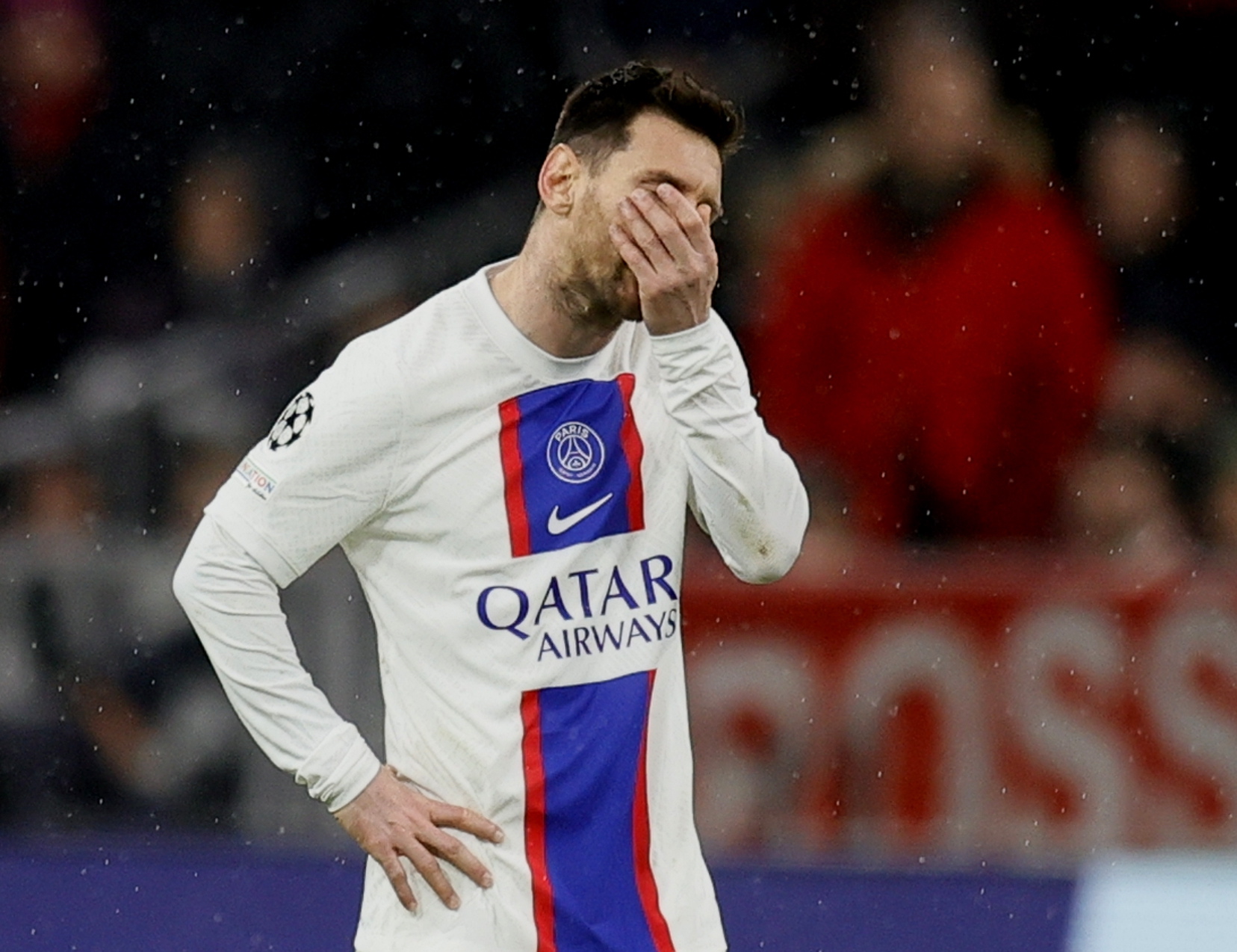 Munich (Germany), 08/03/2023.- Lionel Messi of Paris Saint-Germain reacts during the UEFA Champions League Round of 16, 2nd leg match between Bayern Munich and Paris Saint-Germain in Munich, Germany, 08 March 2023. (Liga de Campeones, Alemania) EFE/EPA/RONALD WITTEK