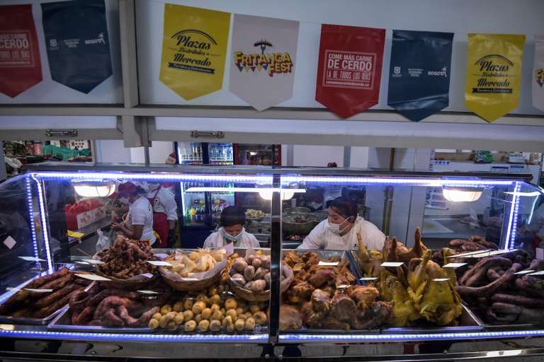 Las plazas de mercado que participan en el evento son: La Perseverancia, 20 de Julio, Kennedy, Fontibón, Las Ferias, 7 de Agosto, 12 de Octubre, Samper Mendoza, Restrepo, Trinidad Galán y La Concordia.