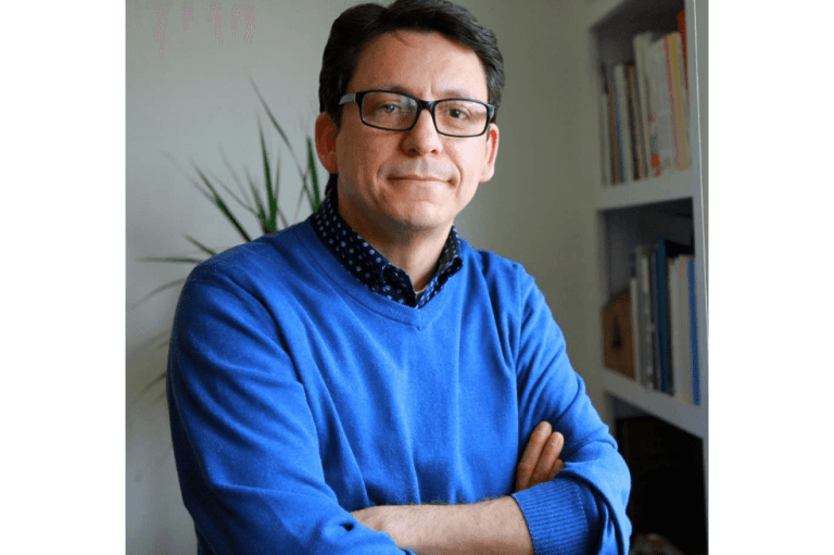 Lugar común: una editorial migrante y regional