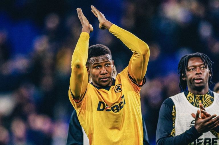 Wolverhampton, con Yerson Mosquera y Jhon Arias, volvió a sumar en la Premier League