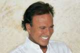 Julio Iglesias :ahora estoy fichando a Falcao
