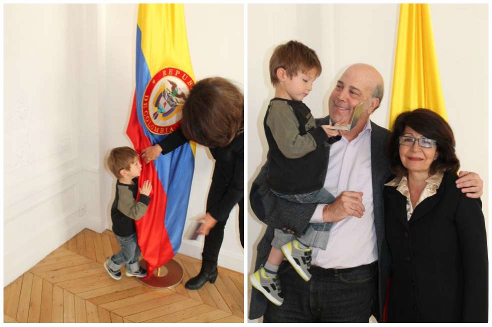 El niño junto a su abuela Cecilia. / Fotos: Archivo Particular El cónsul en París, Daniel García-Peña, posa con los dos.