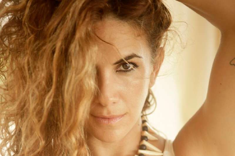 En los últimos años, Naty Botero ha desarrollado una carrera en la que está muy presente la responsabilidad por el cuidado de la naturaleza. / Nicolas Quevedo / Music Way Press