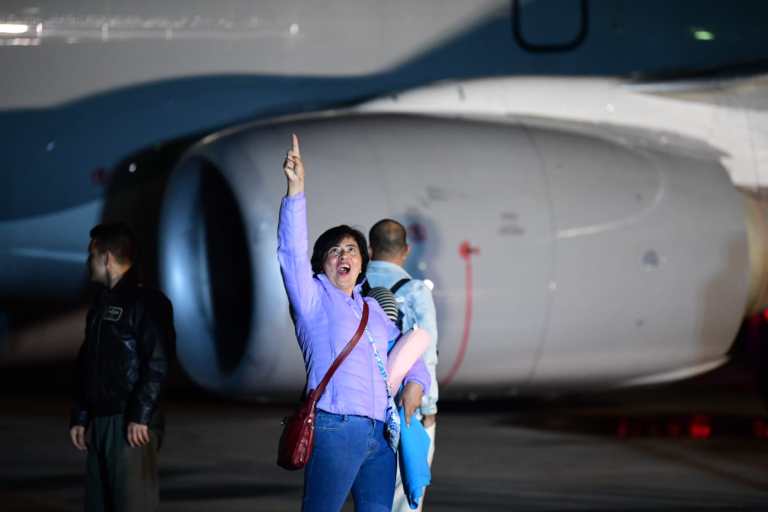Llegada colombianos repatriados desde Israel