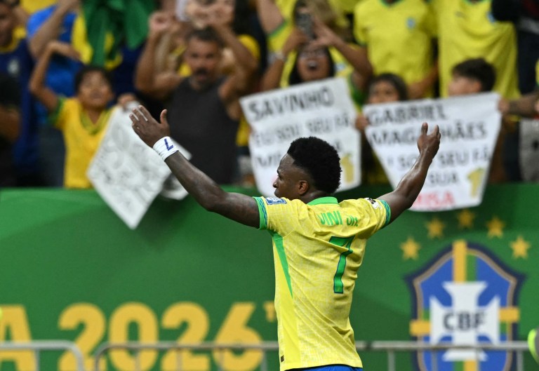 ¡Duro golpe! Brasil derrotó a Colombia con un gol en los últimos minutos: video