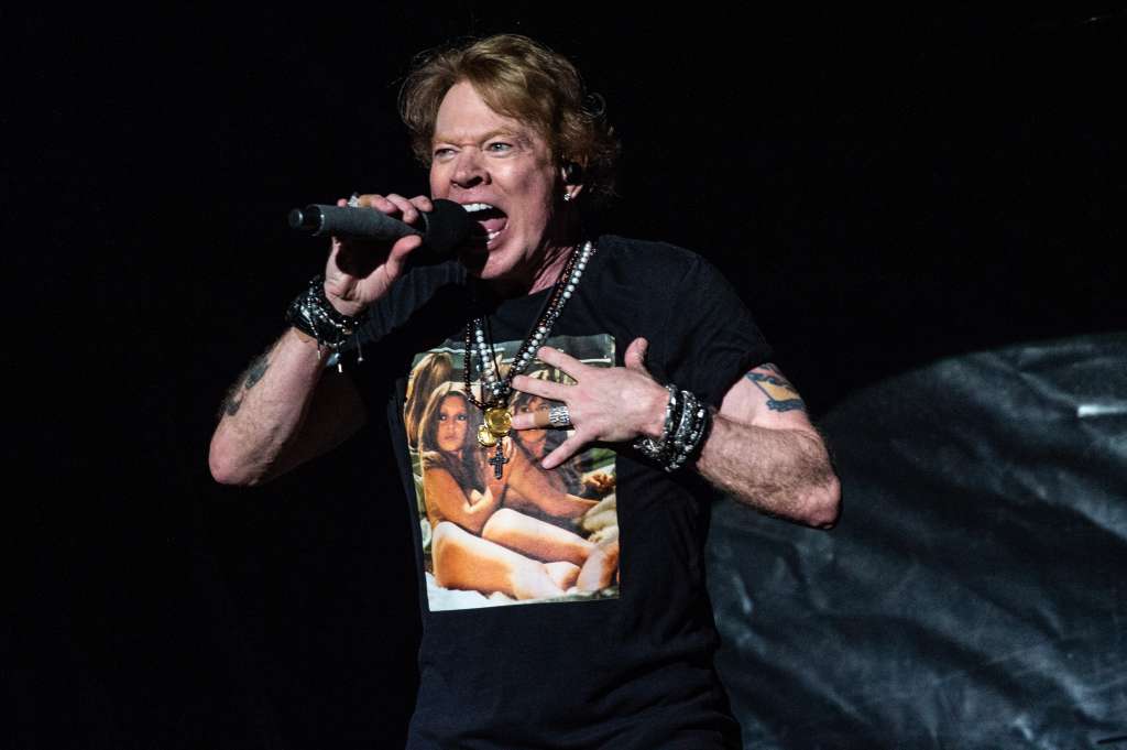 Copenhagen (Denmark), 17/06/2023.- Axl Rose of US band Guns N' Roses performs during the closing night of Copenhell heavy metal festival in Copenhagen, Denmark, 17 June 2023 (issued 18 June 2023). (Abierto, Dinamarca, Copenhague) EFE/EPA/Helle Arensbak DENMARK OUT