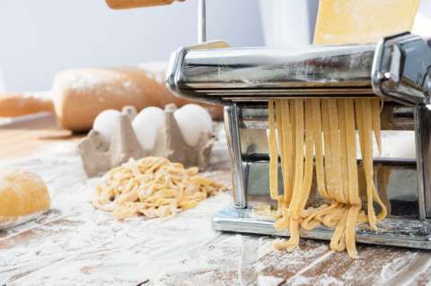 Cómo hacer pasta: aquí te enseñamos a preparar tu propia pasta