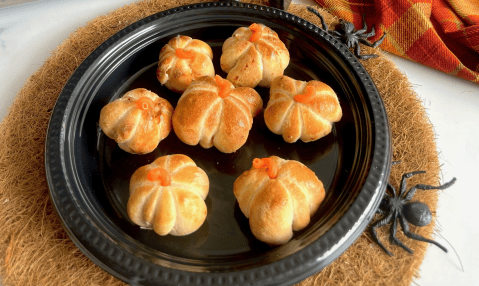 Calabazas de pizza para celebrar Halloween