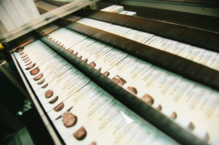 Histórico fallo permitirá identificarse como persona “no binaria” en la cédula