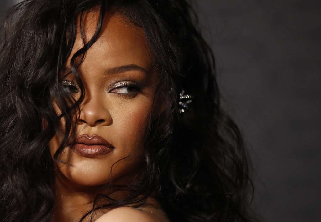 Los Angeles (United States), 26/10/2022.- Barbadian singer Rihanna attends the premiere of Marvel's 'Black Panther: Wakanda Forever' at the Dolby Theatre in Los Angeles, California, USA, 26 October 2022. The movie is set to be release on 11 November 2022 in the USA. (Cine, Estados Unidos) EFE/EPA/CAROLINE BREHMAN