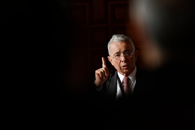 Caso Uribe: suspenden reparto de tutelas a sala que revisará la apelación del fallo