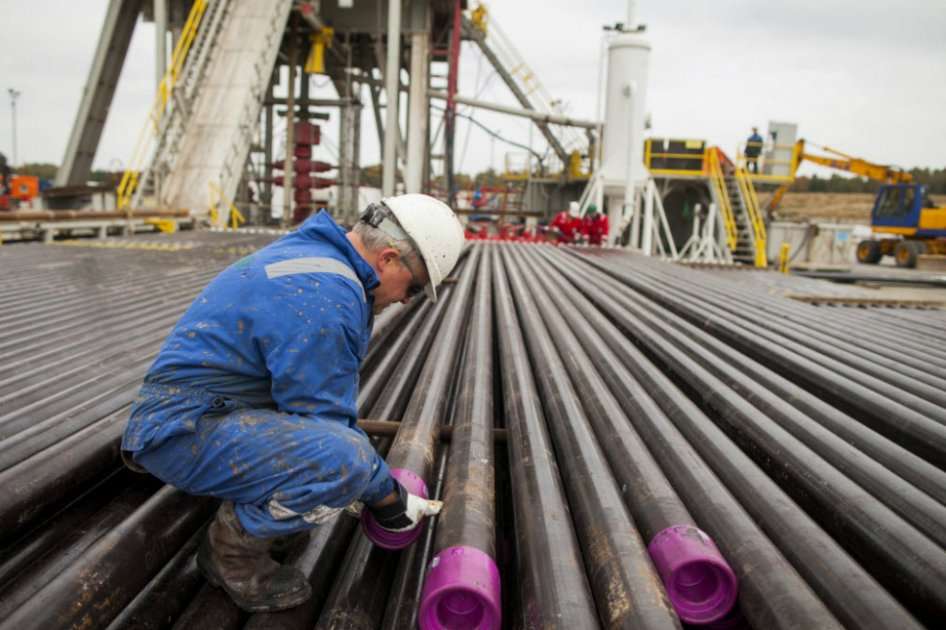 El precio del crudo retomó la senda bajista de los últimos días. / Bloomberg News